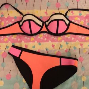 Neoprene Triangl bikini S